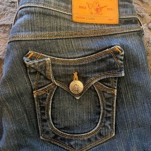Size 28 bell bottom True Religion medium wash EUC